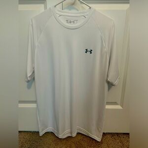 Men’s size Large Grey Under Armour dry fit top